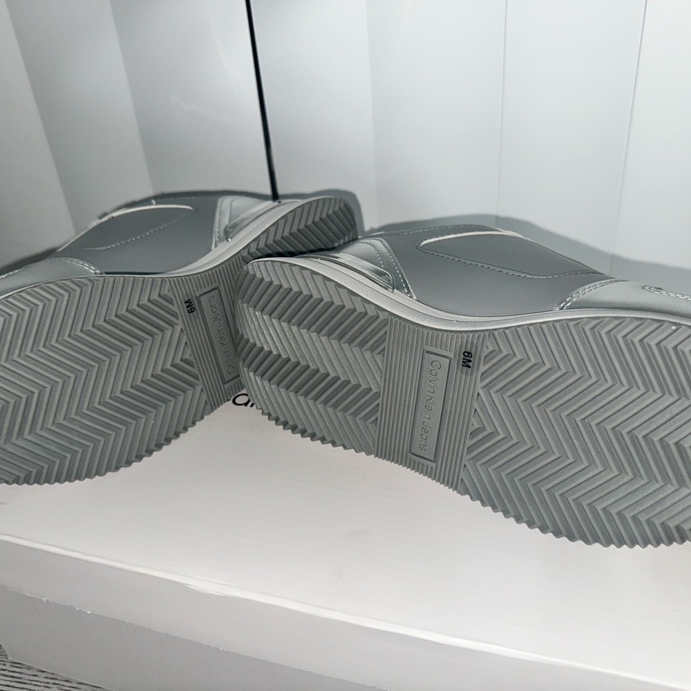 Calvin Klein Silver and White Sneakers - Picture 3 of 3